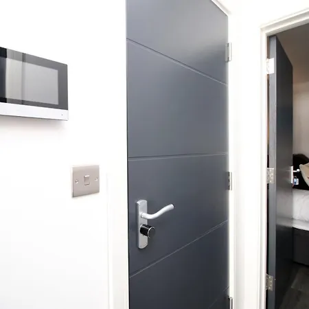 Boutique One Bedroom Apartment Cardiff Exterior photo