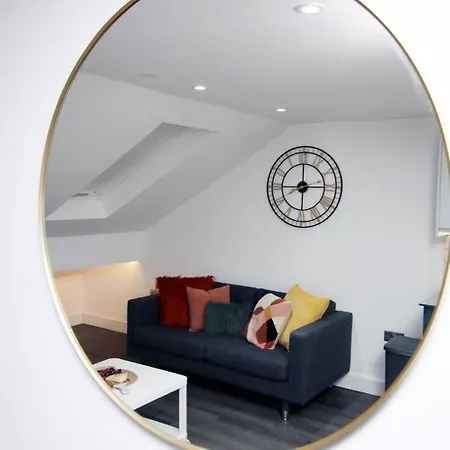Boutique One Bedroom Apartment Cardiff Exterior photo