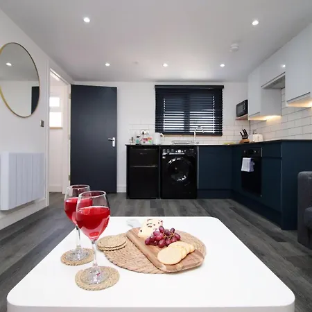 Boutique One Bedroom Apartment Cardiff Exterior photo