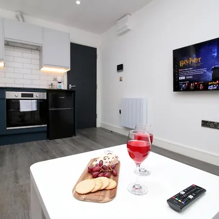 Boutique One Bedroom Apartment Cardiff Exterior photo