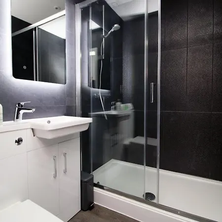 Boutique One Bedroom Apartment Cardiff Exterior photo